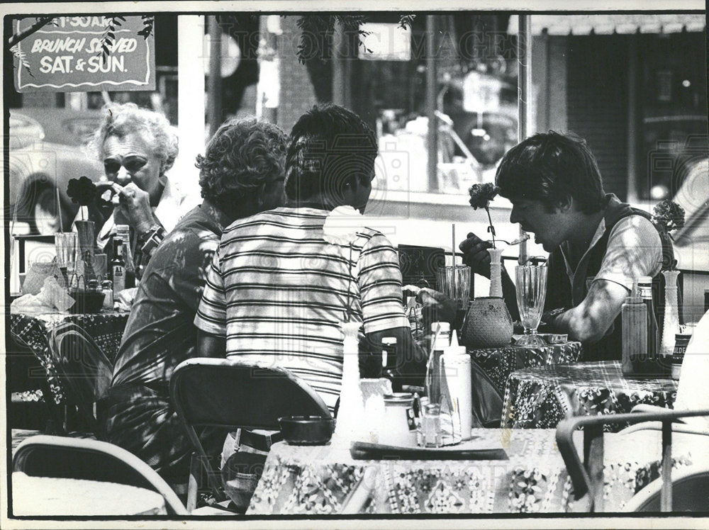 1973 Press Photo Arlington Restaurant Clark street   - Historic Images