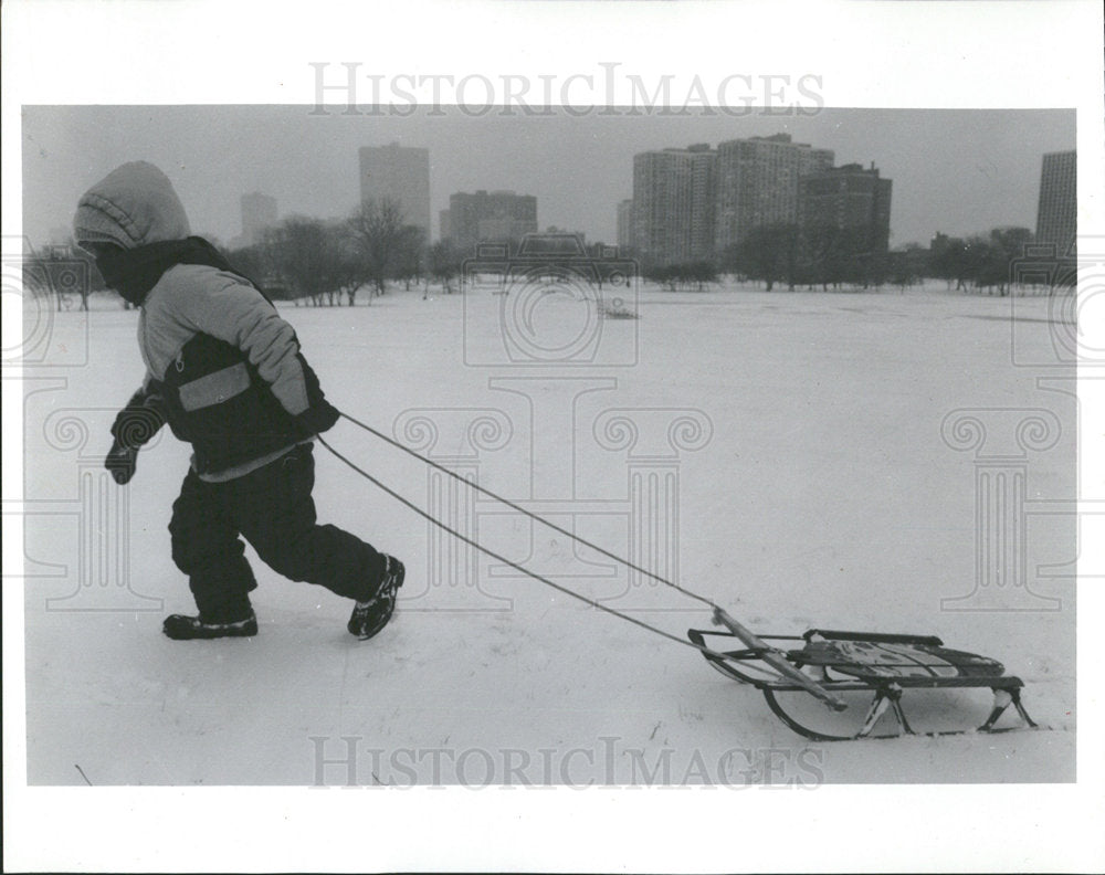 1993 Press Photo Snow Sled Montrose Harbor Chicago  - Historic Images