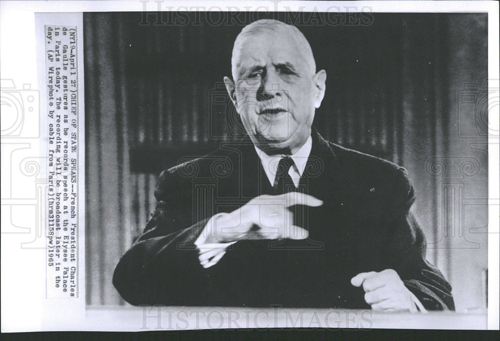 1965 Press Photo Charles de Gaulle gestures Elysee  - Historic Images