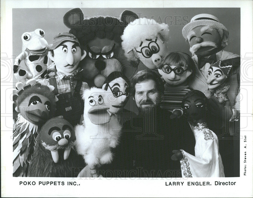 1994 Press Photo Poko Puppets Inc Larry Engler Scene - Historic Images