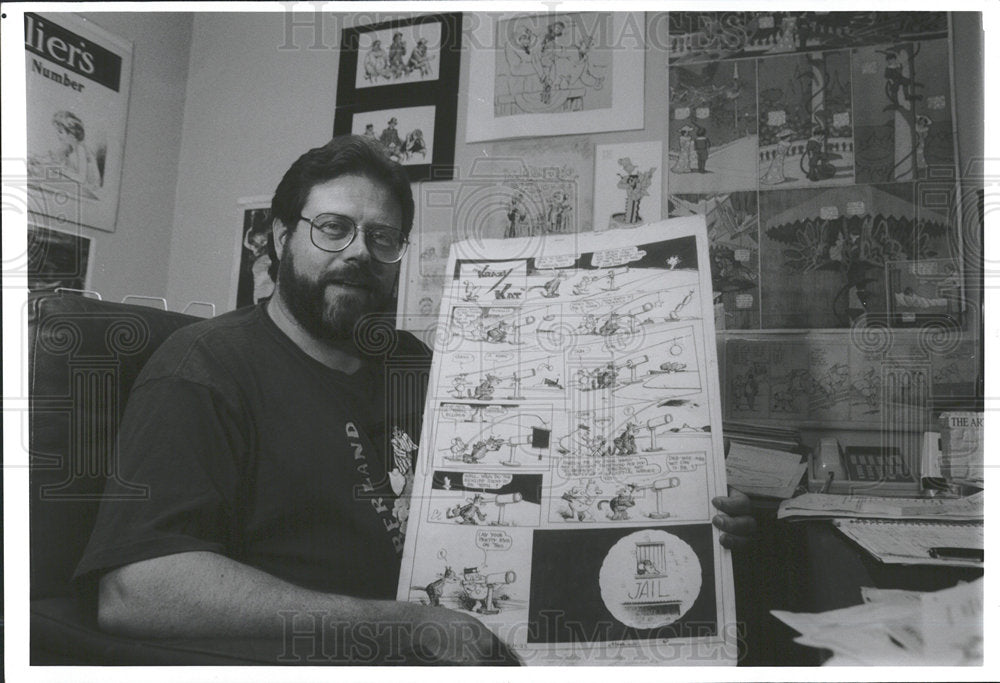 1993 Press Photo Cartoon Historian Rich Marshall Karzy  - Historic Images