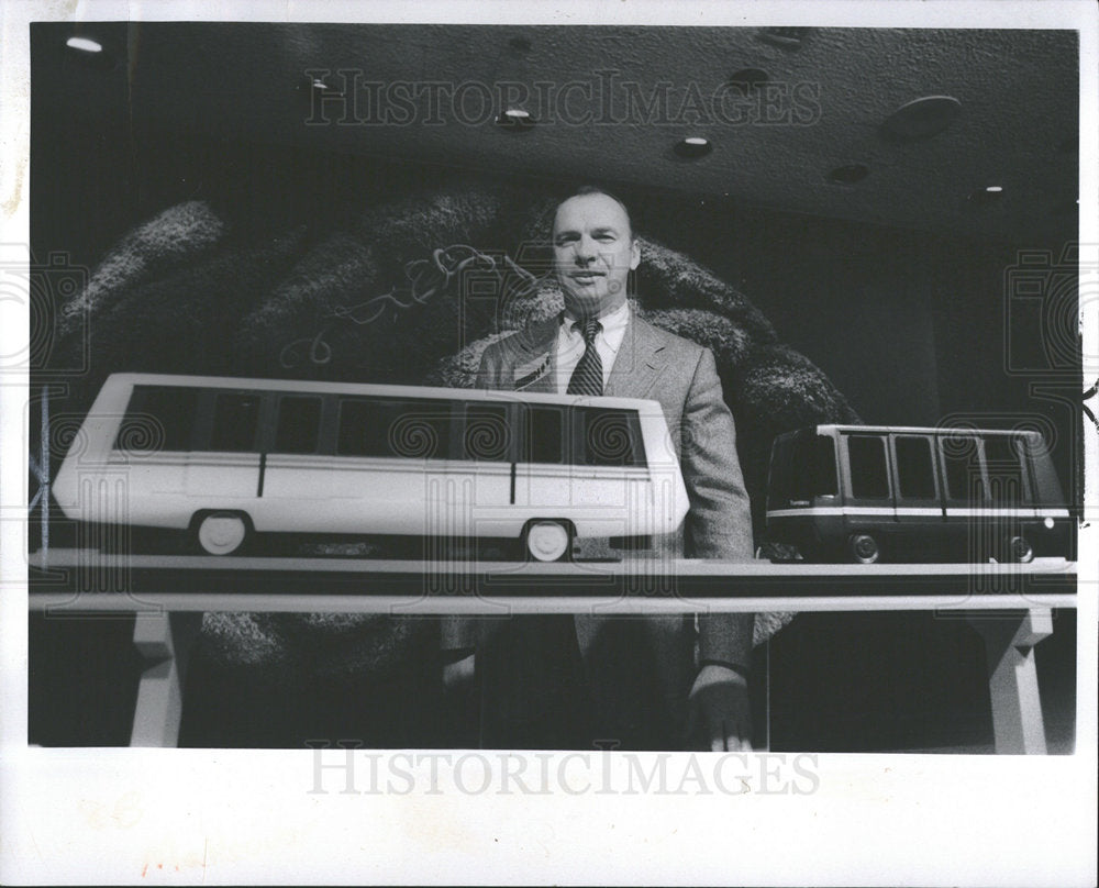 1979 Press Photo Dave Litten VP Westinghouse Model - Historic Images