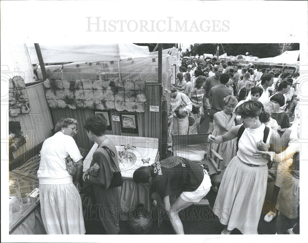 1988 Press Photo Ann Arbor Art Fairs Shows Michigan - Historic Images