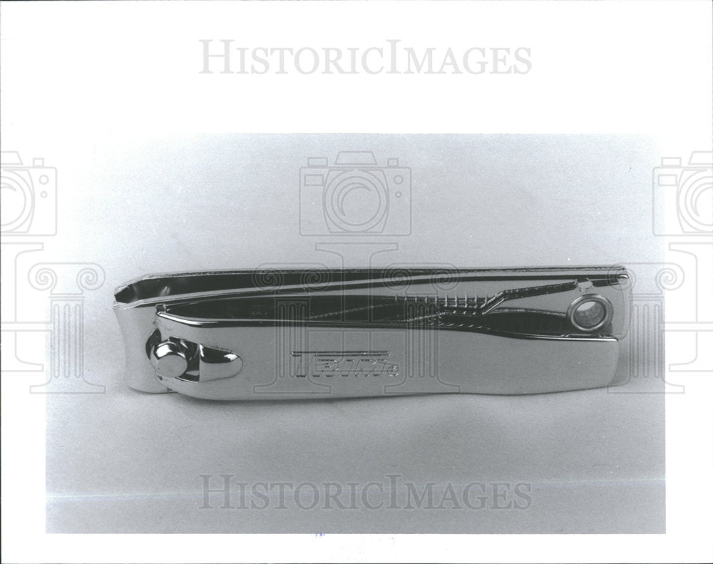 1993 Press Photo Fingernail Clipper  - Historic Images