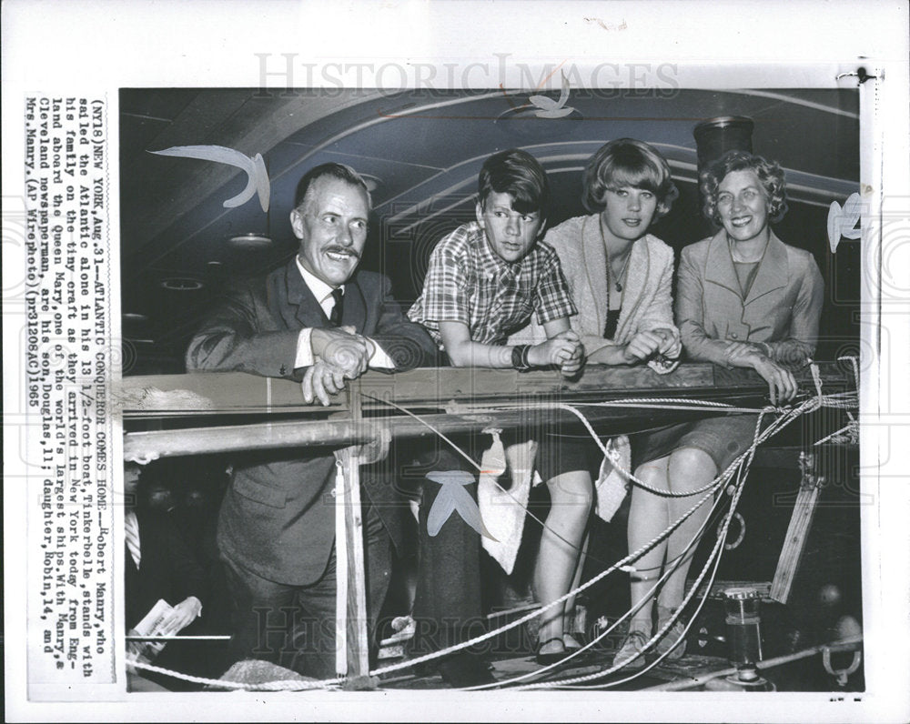 1965 Press Photo Robert Manry Sail Atlantic Foot Boat T - Historic Images