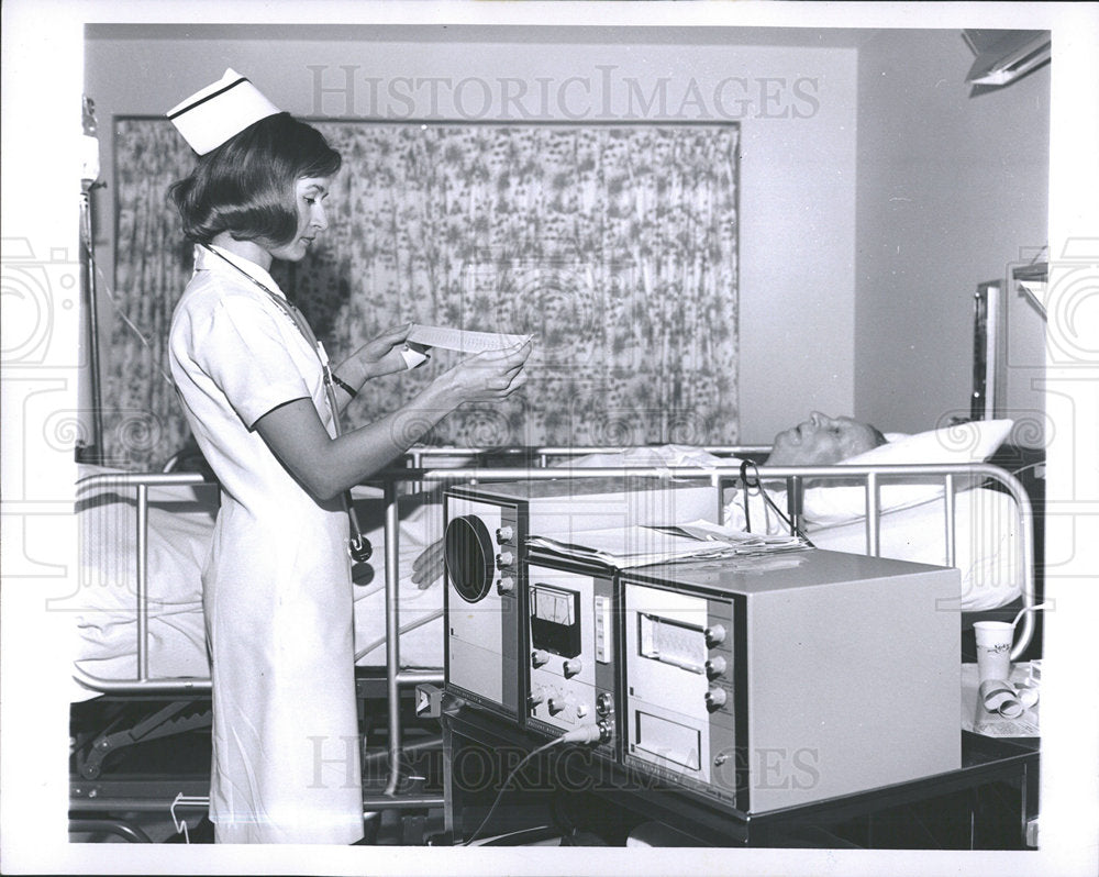 1968 Press Photo Beaumont Hospital Cardiac Department  - Historic Images
