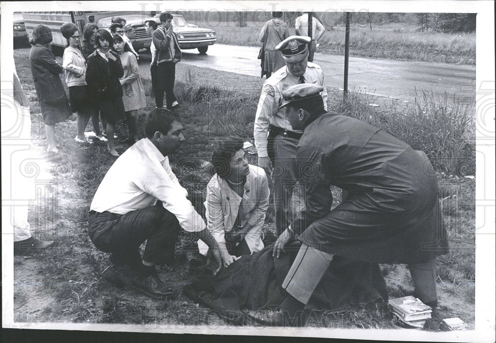 1965 Press Photo Michigan Nancy Gray Kid Car School  - Historic Images