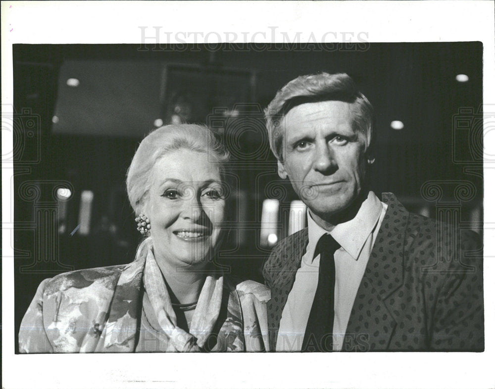1986 Press Photo Edward Meeks novel Jacqueline Monsigny - Historic Images