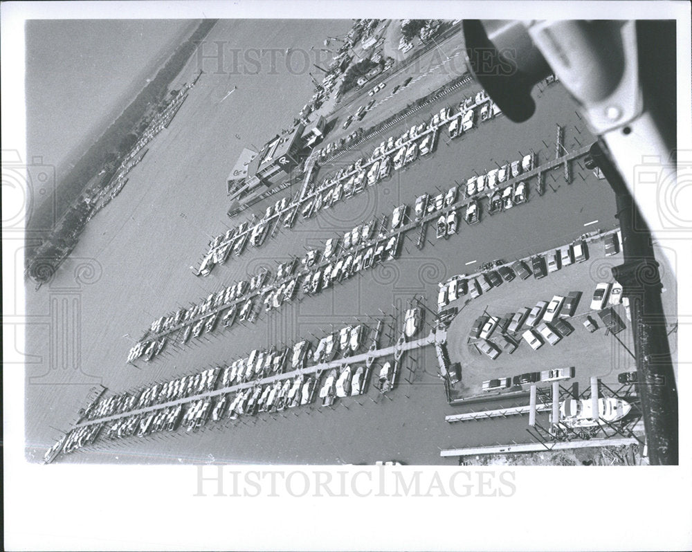 1966 Press Photo Aerial View Detroit Marina - Historic Images