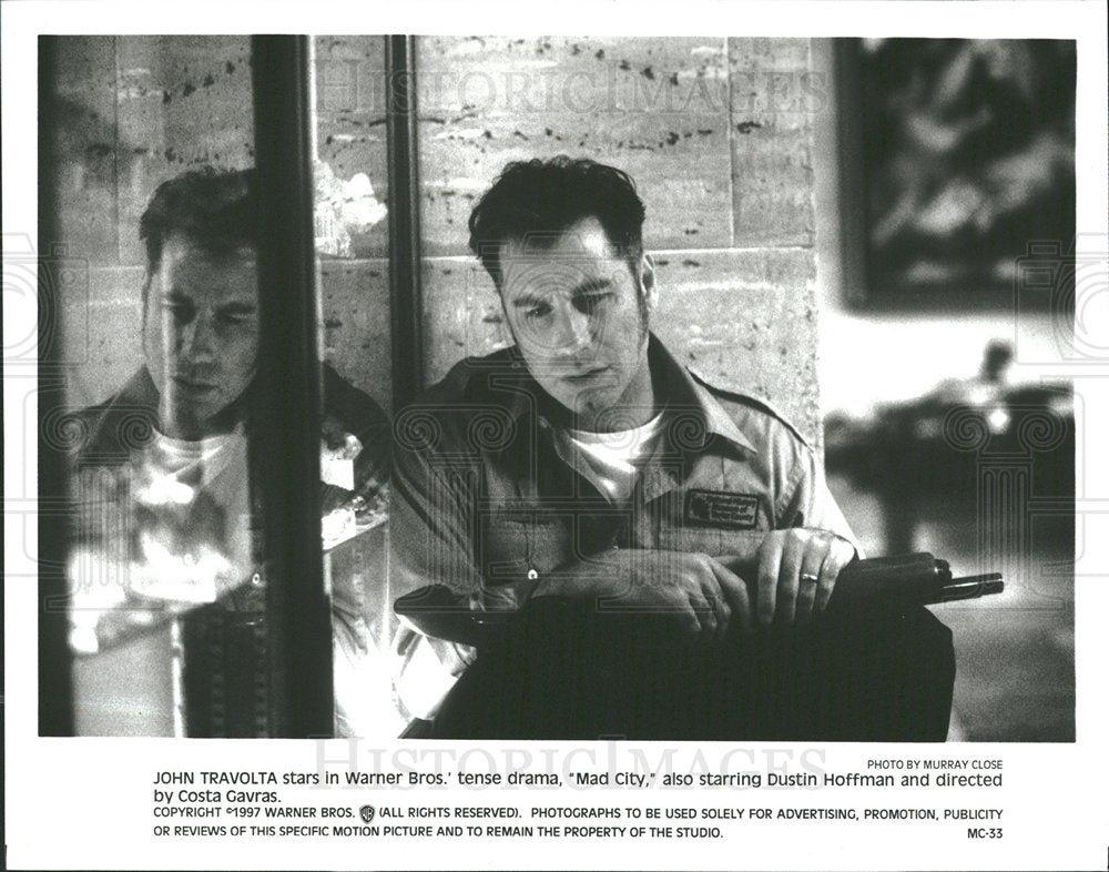 1997 Press Photo John Travolta Mad City - Historic Images