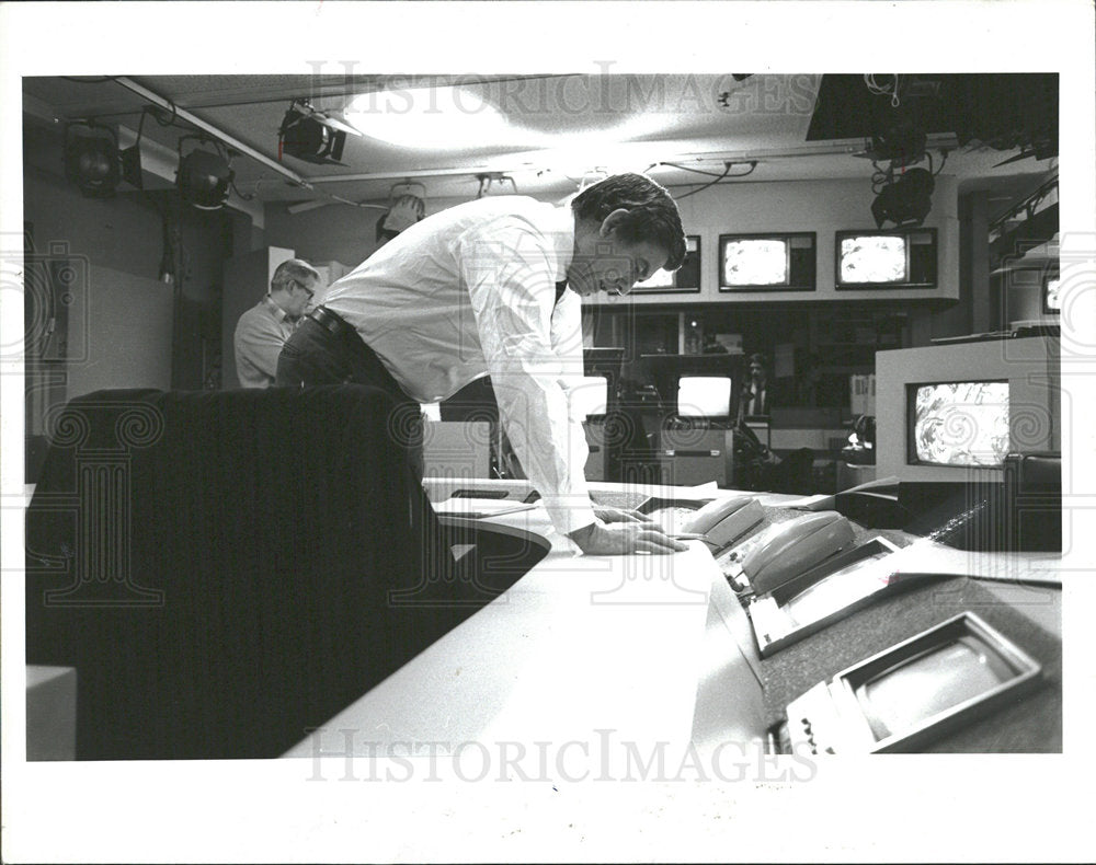 1986 Press Photo CBS Anchor and Editor, Dan Rather - Historic Images