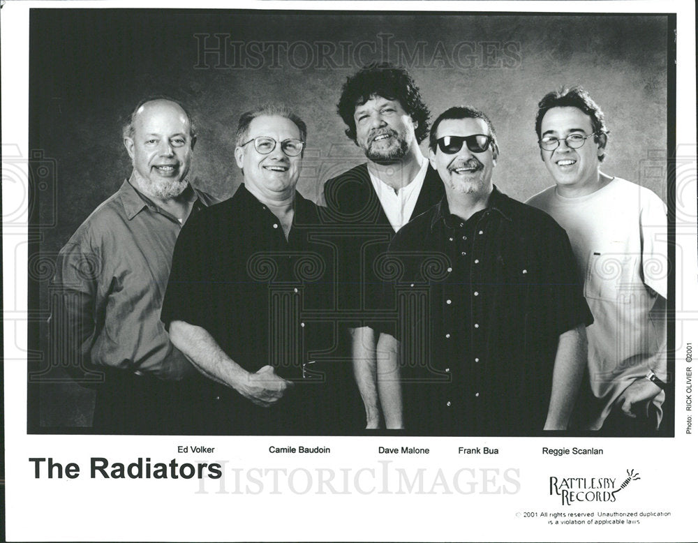 2001 Press Photo Musicians Radiators - Historic Images