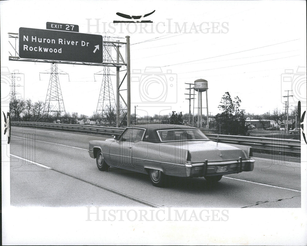 1975 Press Photo The View of Rockwood From the Freeway - Historic Images