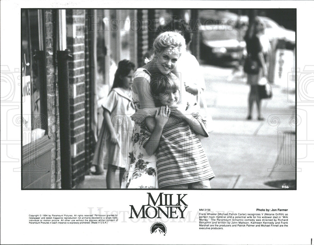 1994 Press Photo MP PLAY MILK MONEY - Historic Images