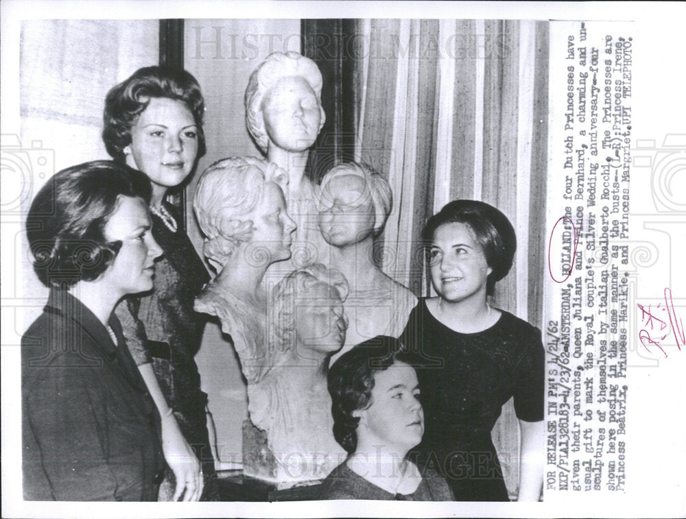 1962 Press Photo Holland Dutch Princesses Juliana  - Historic Images