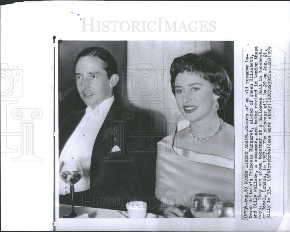 1959 Press Photo Princess Margaret With Commoner Ball - Historic Images