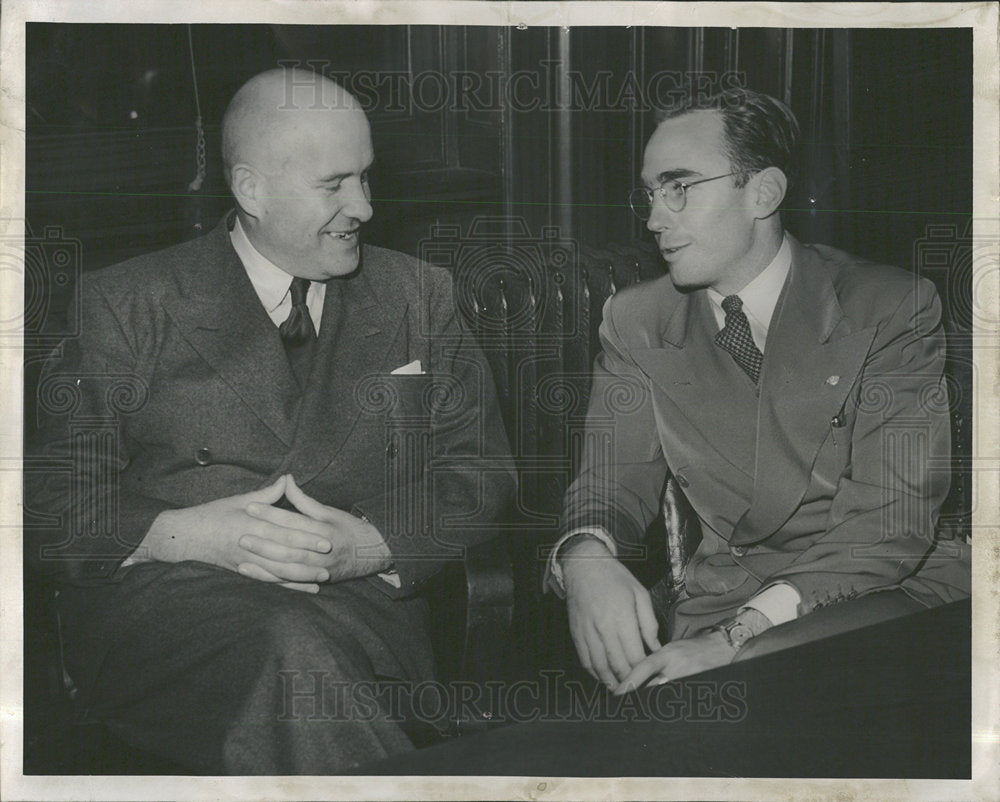 1946 Press Photo Deputy Mayor Meets Council Pres - Historic Images