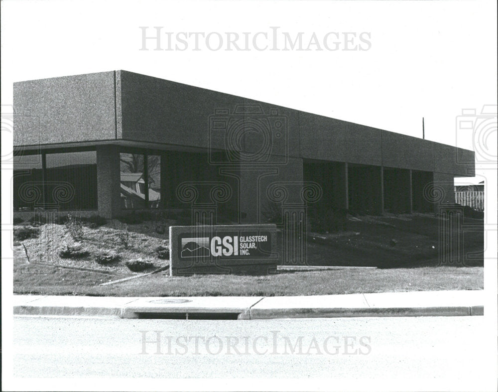 1988 Press Photo Exterior Glasstech Solar Incorporated - Historic Images
