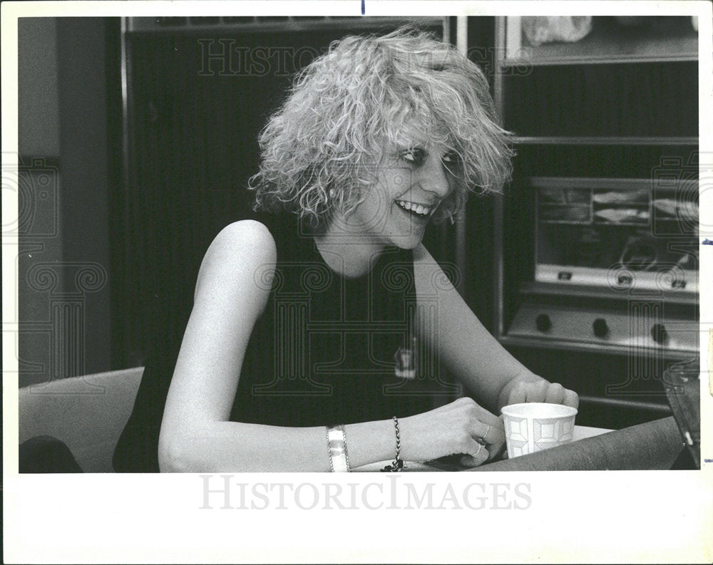 1984 Press Photo Cathie Cargill Art Institute Freshman - Historic Images