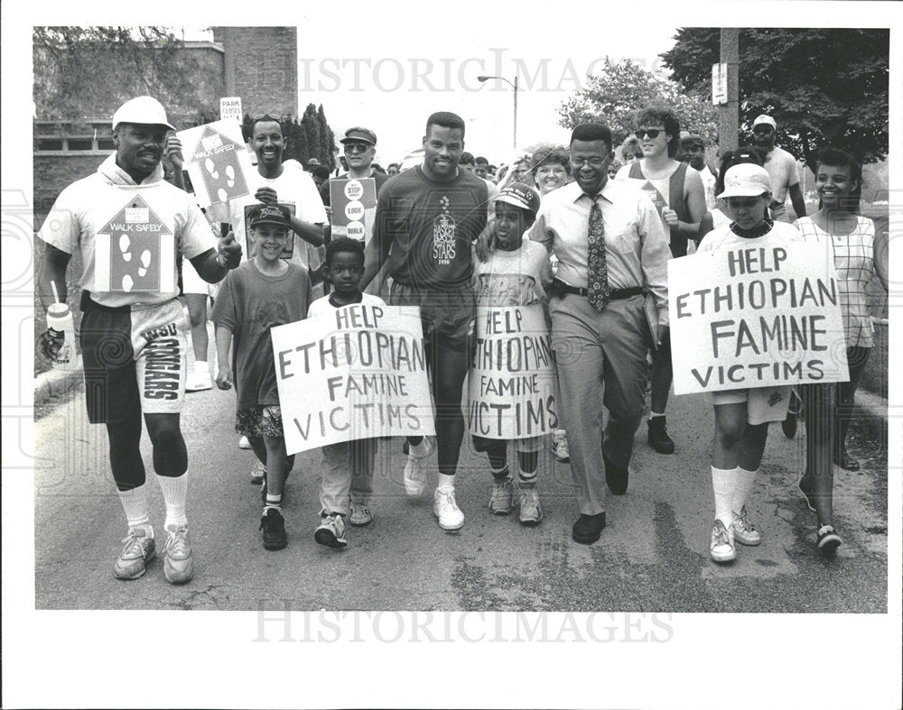 1991 Press Photo Shaun Gayle Famine Victims - Historic Images