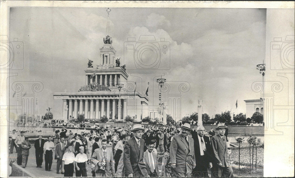1955 U.S. Farmers Tour Moscow Agriculture - Historic Images