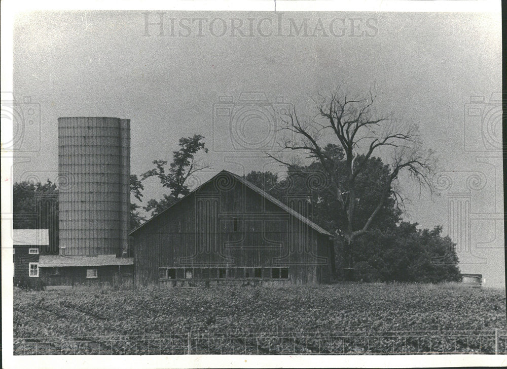 1976 Press Photo farm in New Rochelle, Illinois autumn - Historic Images