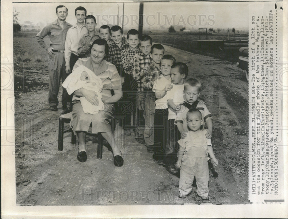 1954 Matthew Wagner Family Adds 12th Child - Historic Images