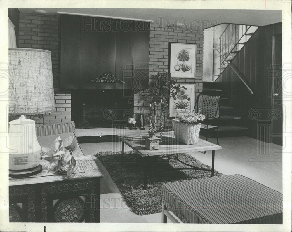 1964 Press Photo 15-by-22- Foot Family Room  - Historic Images