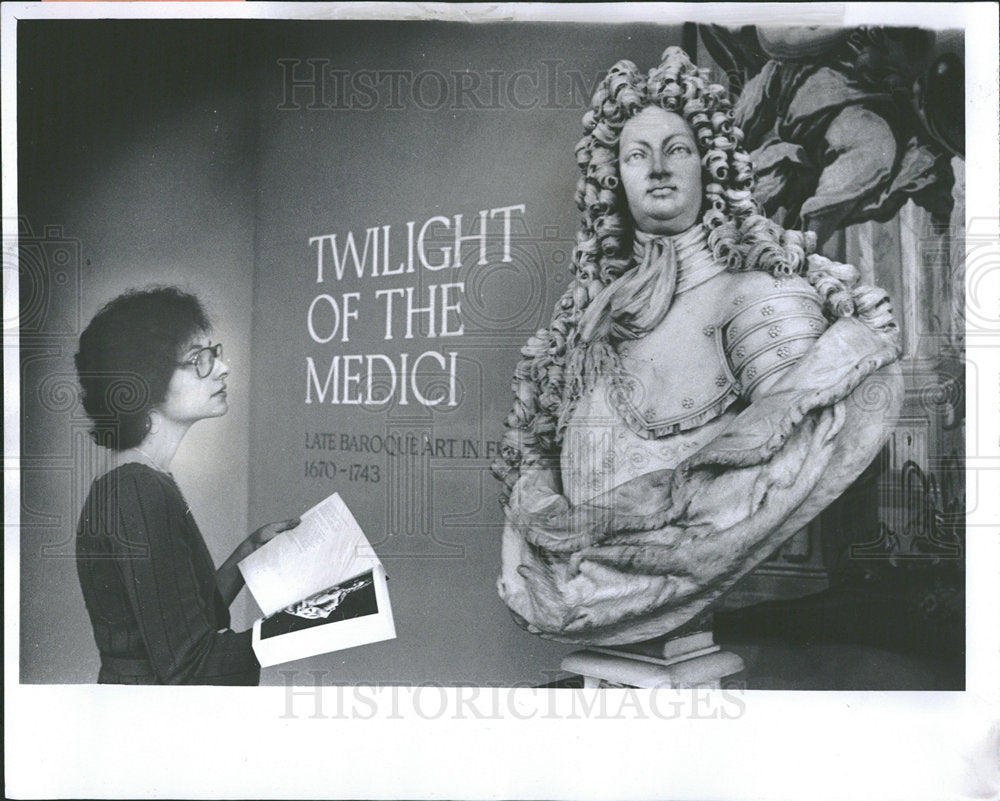 1974 Press Photo Author Susan Rossen Twilight Medici - Historic Images