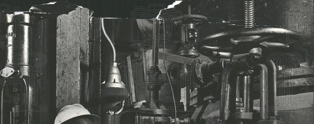 1954 Still Operator Ford Motor Company - Historic Images