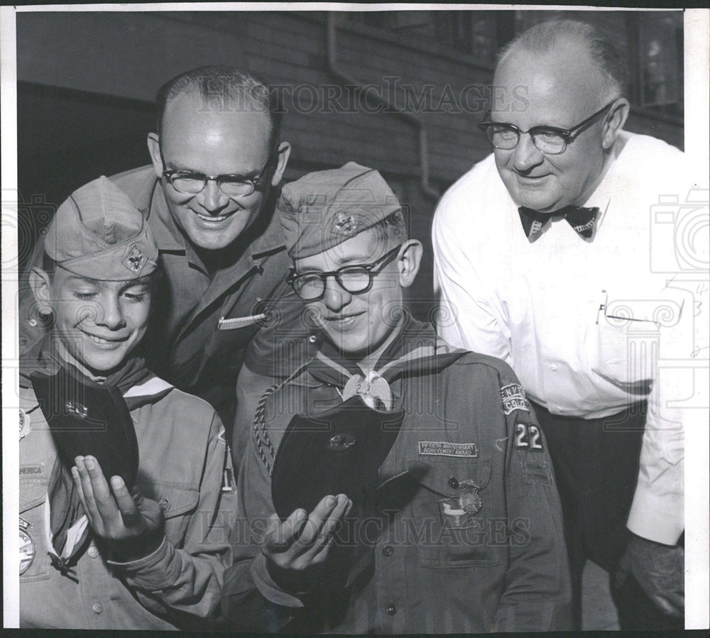 1960 Press Photo Denver Housing Authority Scout Plaques - Historic Images