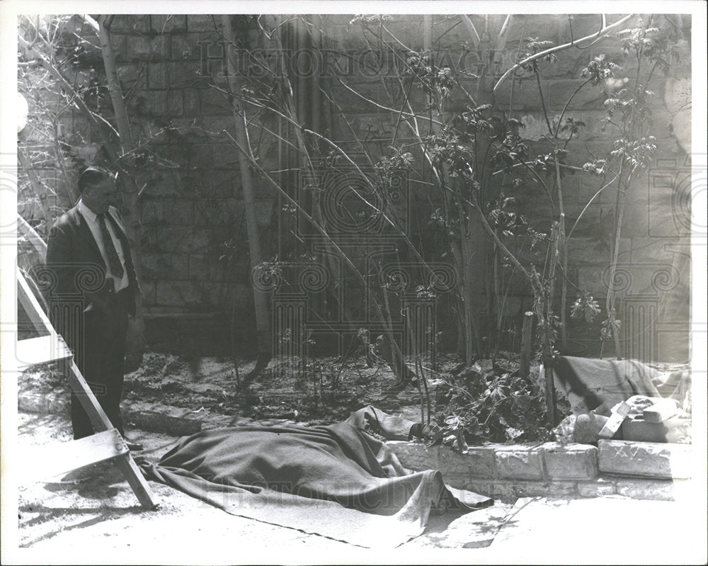 1971 Press Photo Michael Bell Escape Death - Historic Images