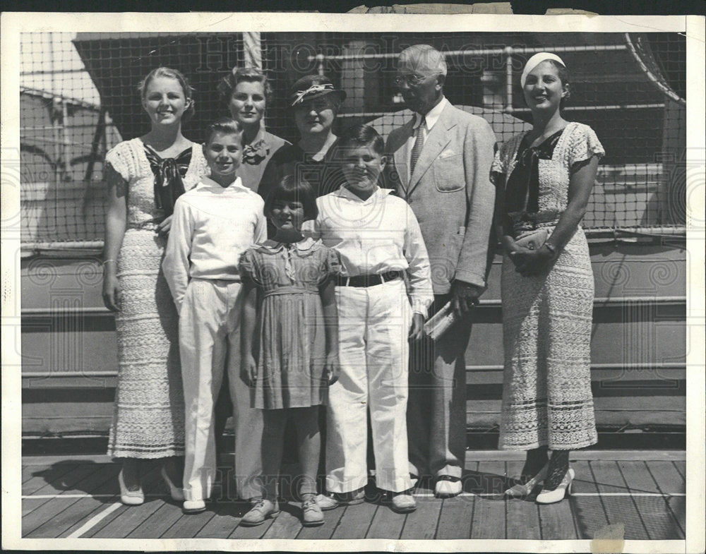 1934 Press Photo Charles Gates Family Trip - Historic Images