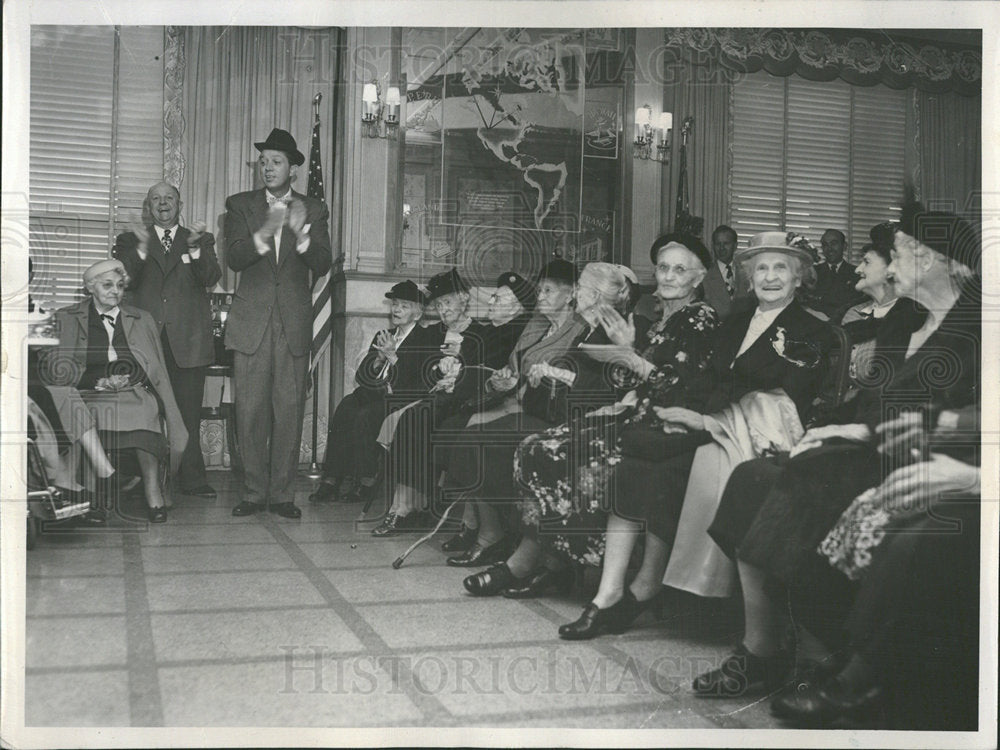 1952 Photo Joe Flood Entertain At Brown Palace Hotel - Historic Images