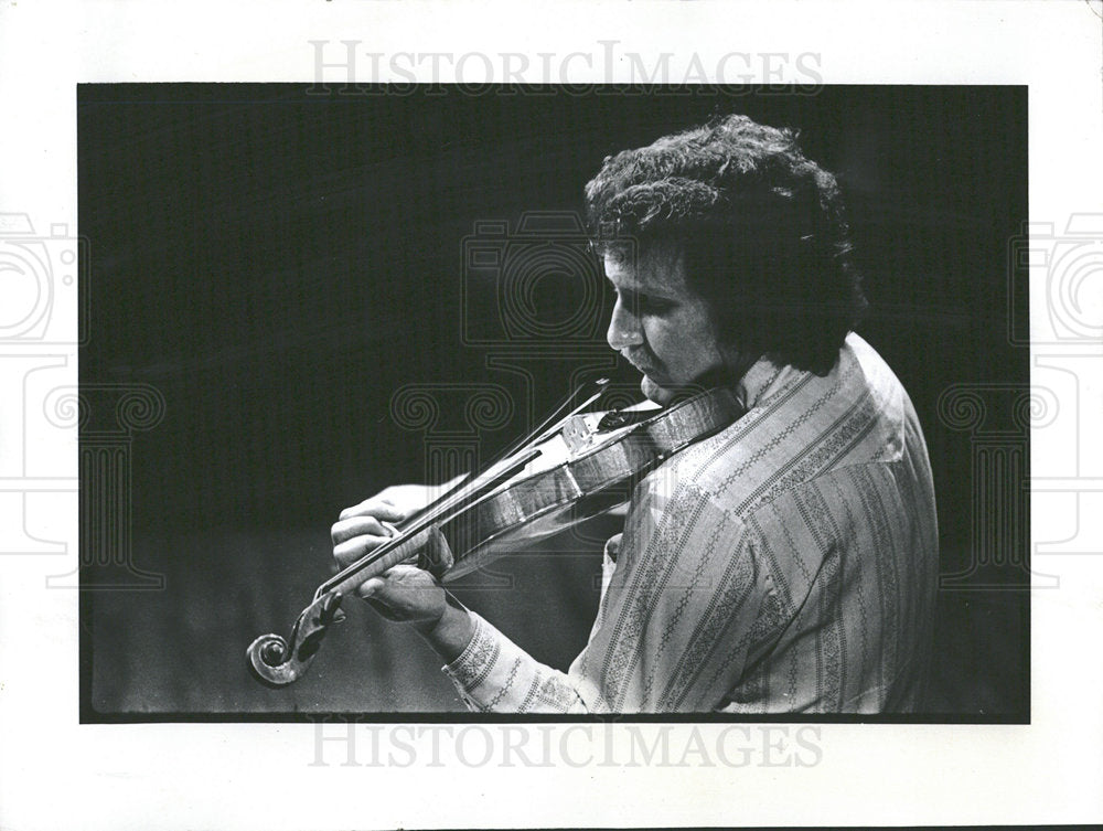 1977 Press Photo Violinist John Fodor - Historic Images