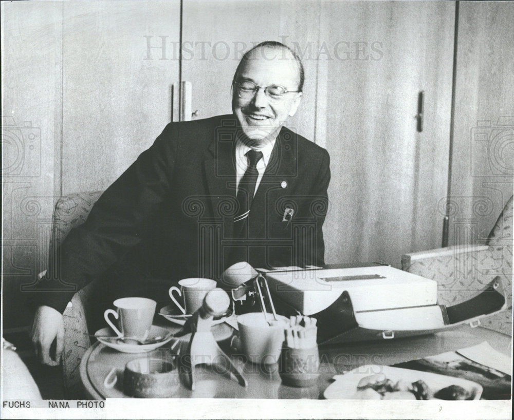 1965 Press Photo Dr.Klaus Fuchs is now an Executive - Historic Images