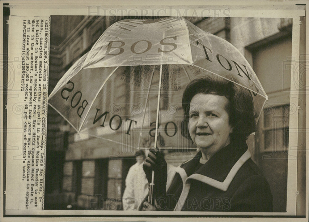 1971 Press Photo Louis Day Hicks Kevin White Boston  - Historic Images