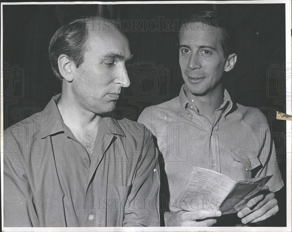 1966 Press Photo Jemmy Flint British Star Peter Pender - Historic Images