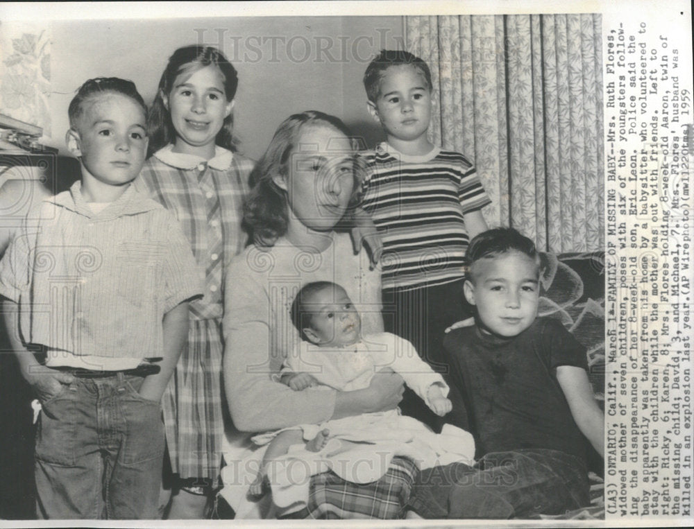 1959 Press Photo Mrs Ruth Flores Eric Leon Rickey baby  - Historic Images