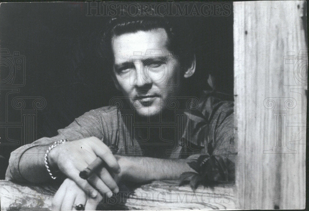 1975 Press Photo Jerry Lee Lewis Restaurant Leetsdale  - Historic Images