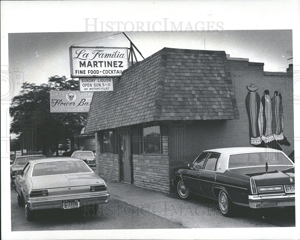 1977 Press Photo La Familia Martinez Restaurant  - Historic Images