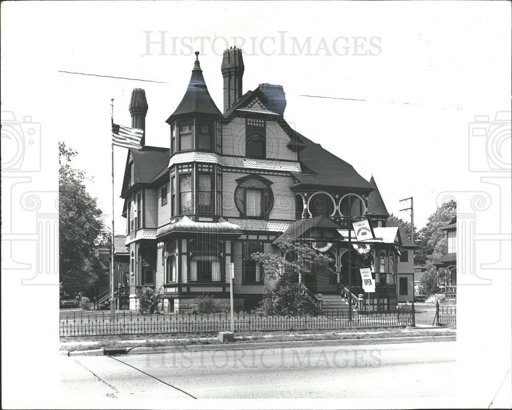 1981 Press Photo Michigan Muskegon Homes - Historic Images