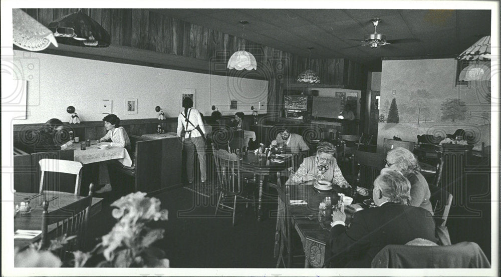 1981 Press Photo Inn Season Vegetarian Restaurant  - Historic Images