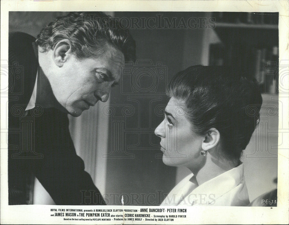 1964 Press Photo Oscar Winner Anne Bancroft Peter Finch - Historic Images