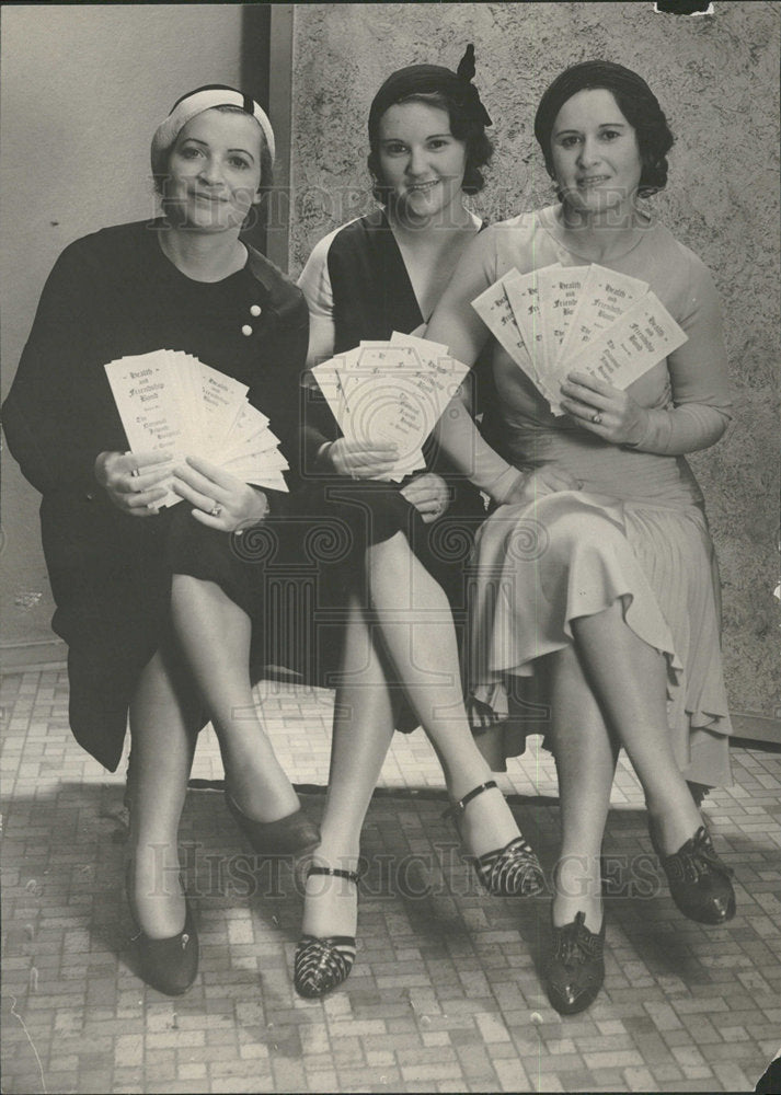 Pres Photo Mrs SJ Frazin Samm Knee Mom Seiner Carsd - Historic Images