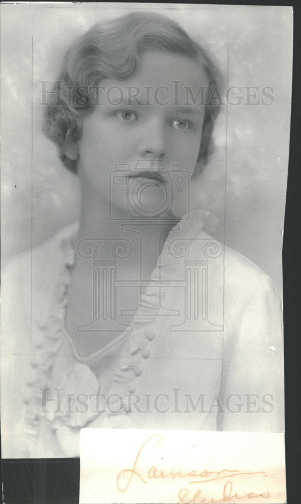 1993 Press Photo Homing Pigeon Miss Nancy Park Eastern - Historic Images