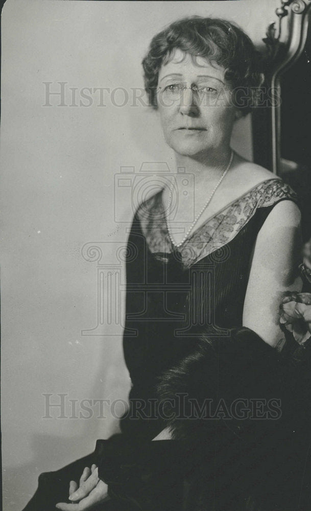 1929 Press Photo Mrs Walter Brown Postmaster cabinet - RRY23485 - Historic Images