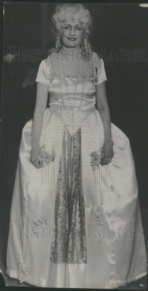 cant read the back of the photo - Historic Images