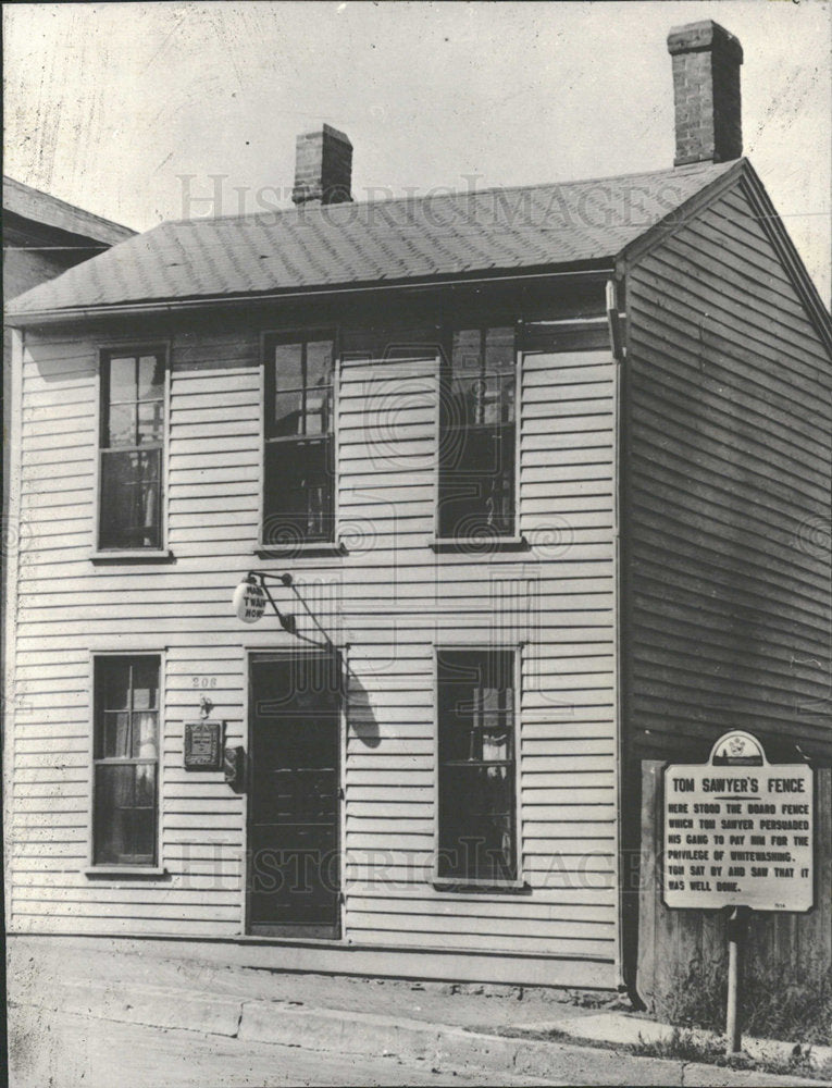 Tom Sawyer Building - Historic Images