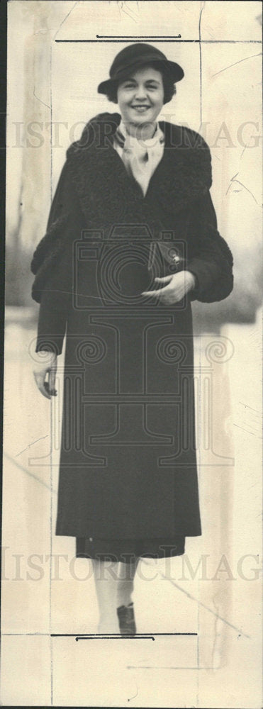 1934 Press Photo Miss Joseph Marney Denver Friend watts - Historic Images